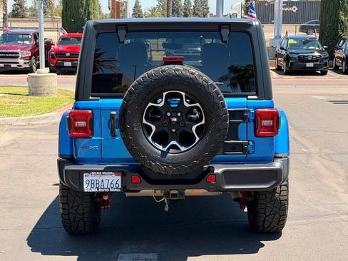 Used 2021 Jeep Wrangler Unlimited Rubicon 4xe w/ Cold Weather Group AWD/4WD image 6