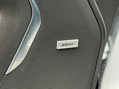 Used 2023 Chevrolet Suburban Premier image 28