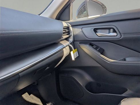 New 2026 Nissan Rogue SV image 30