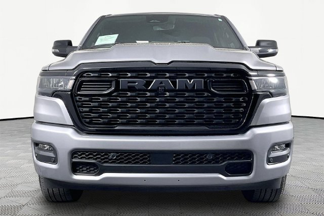 Used 2025 RAM 1500 Big Horn AWD/4WD image 2