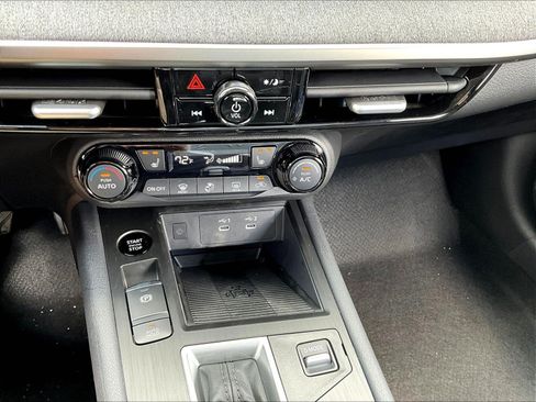 New 2026 Nissan Kicks SV w/ Cold Weather Package AWD/4WD image 24