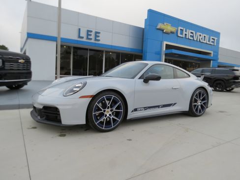 Used 2025 Porsche 911 Carrera T image 1