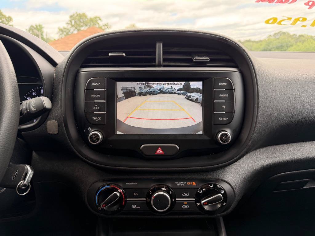 Used 2021 Kia Soul LX FWD image 7
