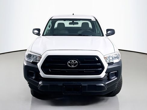 Used 2017 Toyota Tacoma SR image 2