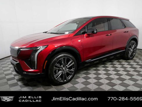 New 2026 Cadillac Optiq Sport 2 image 28