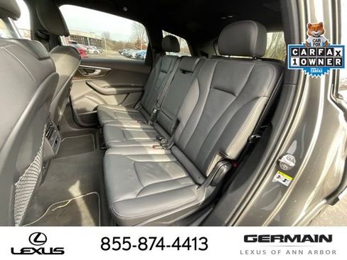 Used 2025 Audi Q7 3.0T Premium Plus image 13