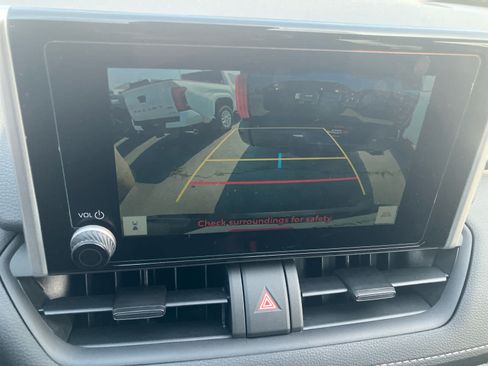 Certified 2025 Toyota RAV4 LE FWD image 22
