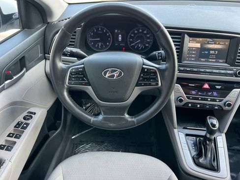 Used 2017 Hyundai Elantra SE w/ SE A/T Tech Package 03 image 14