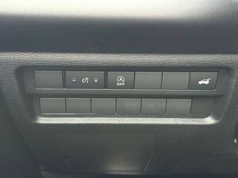 New 2026 Mitsubishi Outlander SEL AWD/4WD image 9