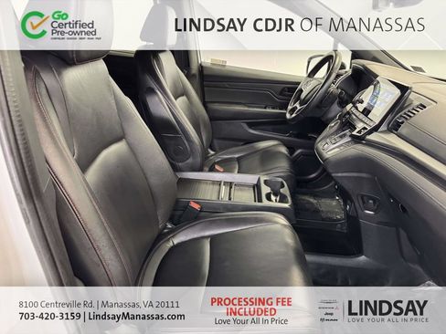 Used 2023 Honda Odyssey Sport image 13