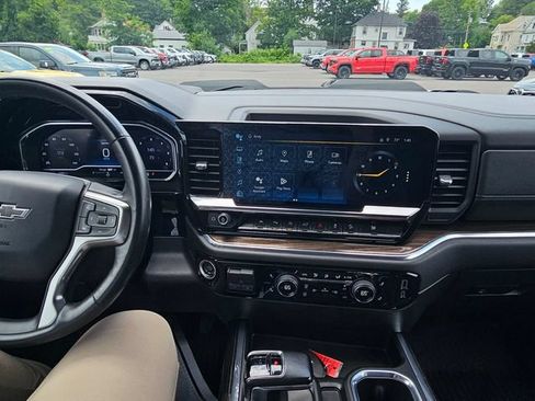 Certified 2024 Chevrolet Silverado 1500 LT Trail Boss w/ LT Trail Boss Premium Package AWD/4WD image 19