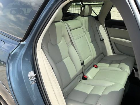 Used 2020 Volvo V90 T6 Cross Country w/ Protection Package AWD/4WD image 33