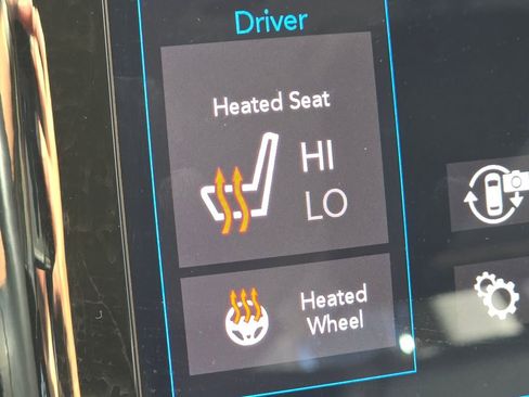 Used 2019 Chrysler Pacifica Touring-L Plus w/ Advanced Safetytec Group FWD image 14