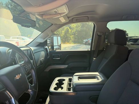 Used 2016 Chevrolet Silverado 2500 LT w/ LT Convenience Package AWD/4WD image 16