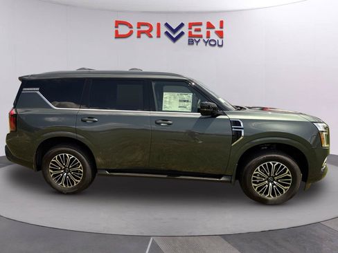 New 2026 Nissan Armada SL w/ Captain's Chari Seat Package AWD/4WD image 2