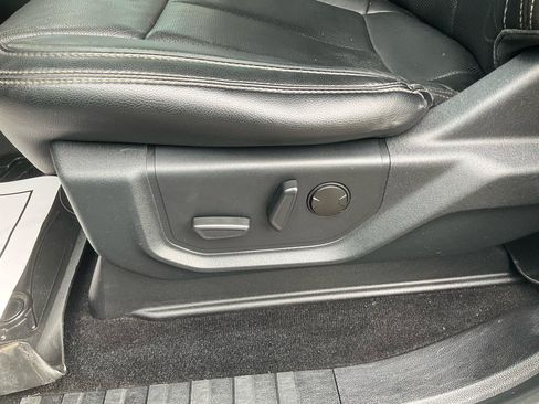 Used 2020 Ford F150 Lariat AWD/4WD image 20