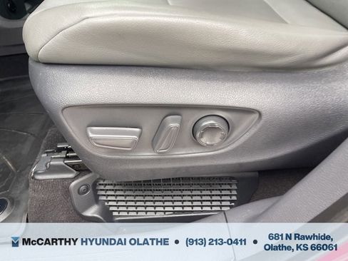 Used 2021 Toyota Sienna XLE w/ XLE Plus Package FWD image 25