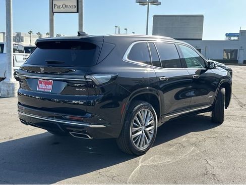 New 2026 Buick Enclave Avenir w/ Super Cruise Package FWD image 11