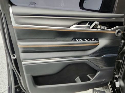 Used 2023 Jeep Grand Wagoneer Series III w/ Quick Order Packagew 28T image 11