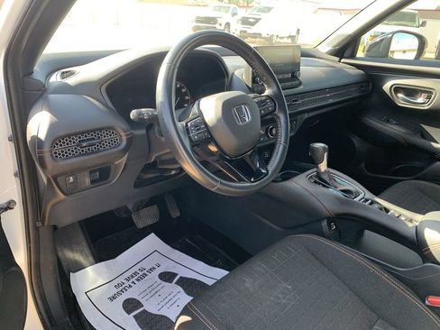 Used 2023 Honda HR-V Sport image 7