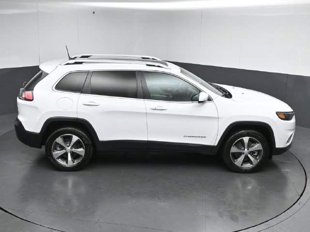 Used 2021 Jeep Cherokee Limited w/ Trailer Tow Group AWD/4WD image 48