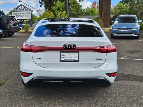 Used 2025 Audi A6 e-tron Prestige AWD/4WD image 4