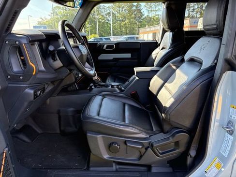 Used 2024 Ford Bronco Badlands AWD/4WD image 9