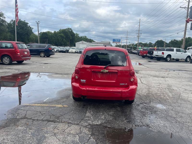 Used 2009 Chevrolet HHR LS FWD image 6