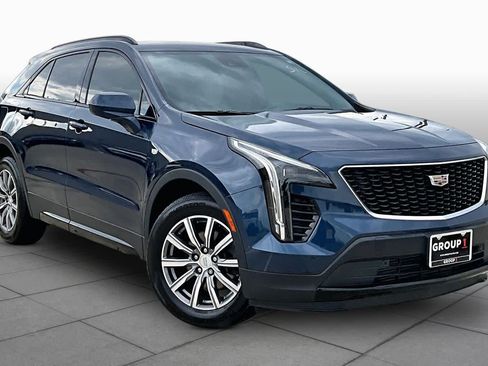 Used 2019 Cadillac XT4 Sport w/ Cold Weather Package AWD/4WD image 3