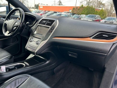Used 2017 Lincoln MKC Reserve AWD/4WD image 13