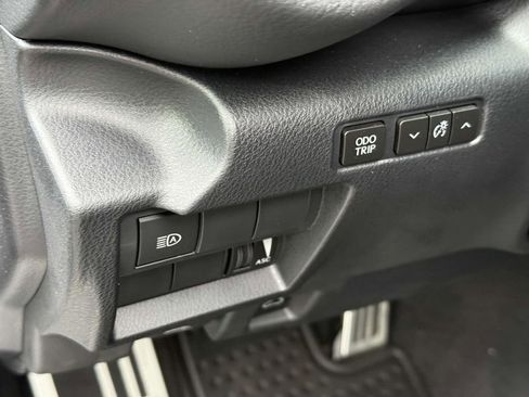 Used 2025 Lexus IS 350 F Sport image 22