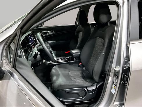 Used 2023 Kia Sportage LX FWD image 8