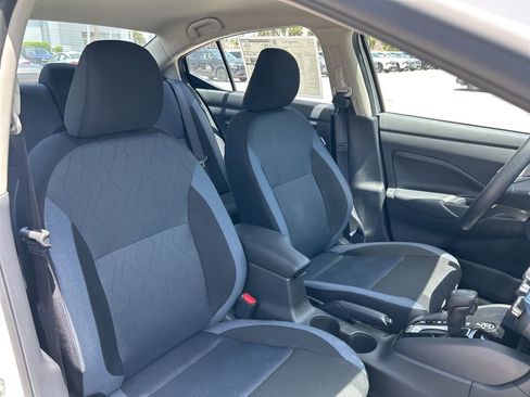 New 2025 Nissan Versa SV image 34