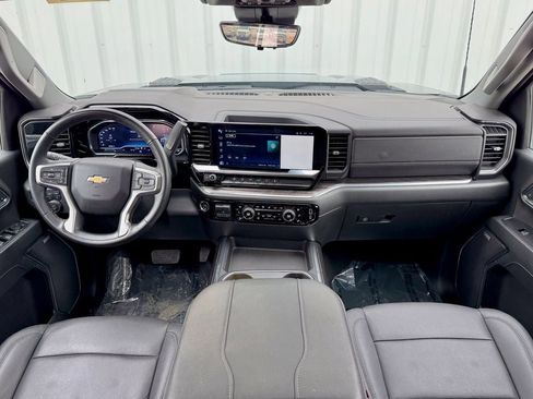 Used 2024 Chevrolet Silverado 2500 LTZ w/ LTZ Premium Package AWD/4WD image 36