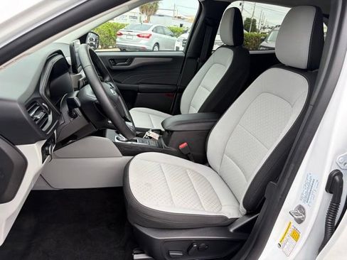 Used 2024 Ford Escape Active FWD image 13