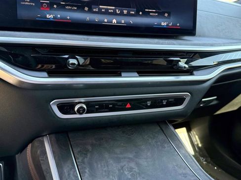 Certified 2024 BMW X7 M60i w/ Climate Comfort Package image 30