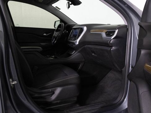 Used 2021 GMC Acadia SLE w/ Driver Convenience Package image 40