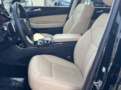 Used 2019 Mercedes-Benz GLS 450 4MATIC image 13