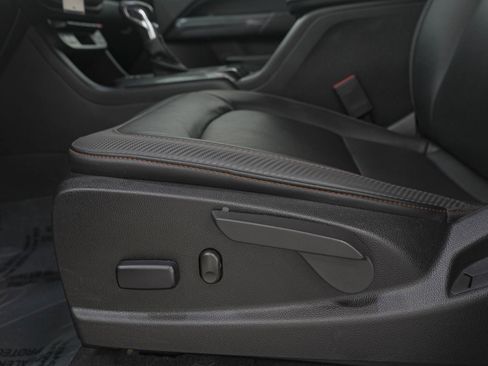 Used 2022 GMC Canyon AT4 AWD/4WD image 26