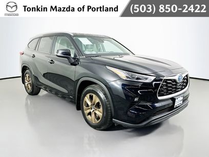 Used 2023 Toyota Highlander Bronze Edition