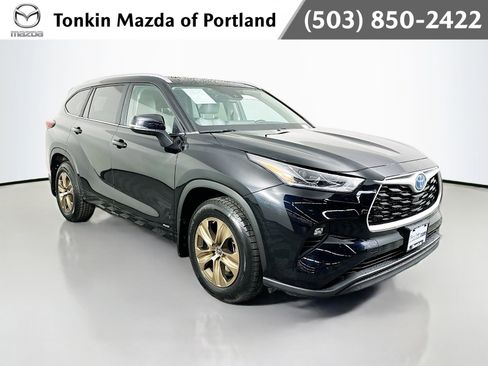 Used 2023 Toyota Highlander Bronze Edition image 1