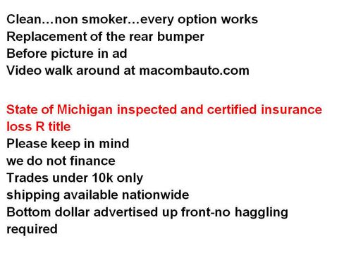 Used 2025 Honda HR-V EX-L image 2