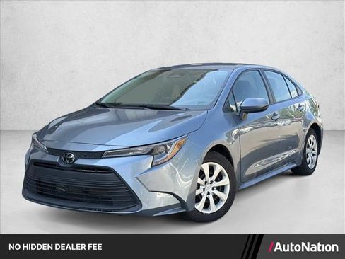 Used 2024 Toyota Corolla LE FWD image 1