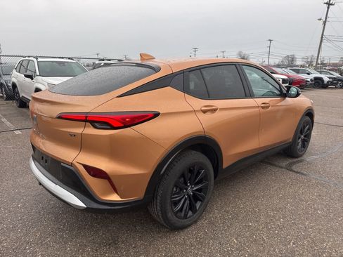 Used 2024 Buick Envista Sport Touring w/ Convenience I Package image 3