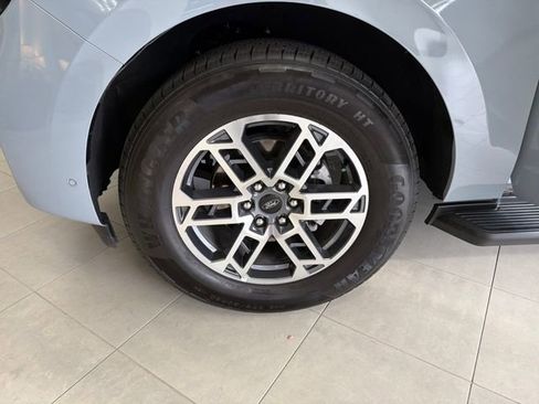 Used 2025 Ford Expedition Max Active image 30