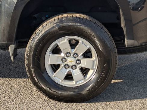 Used 2017 Chevrolet Colorado W/T w/ WT Convenience Package image 12