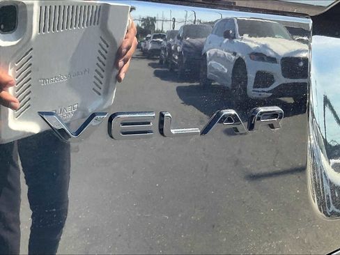 Used 2025 Land Rover Range Rover Velar S image 10