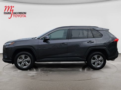 Used 2025 Toyota RAV4 XLE AWD/4WD image 15