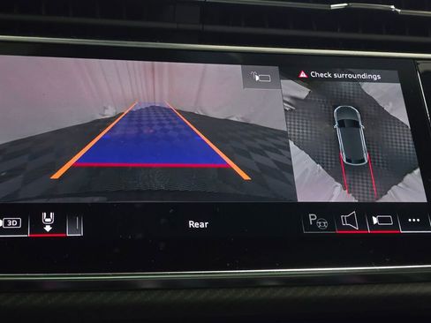 New 2026 Audi SQ8 Prestige image 28