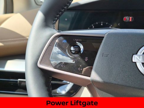 Certified 2026 Nissan Murano Platinum w/ Cargo Package AWD/4WD image 16